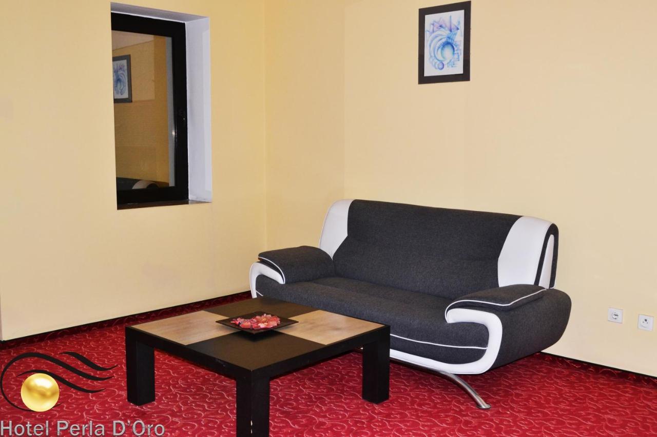Hotel Perla D'Oro Timisoara Exterior photo